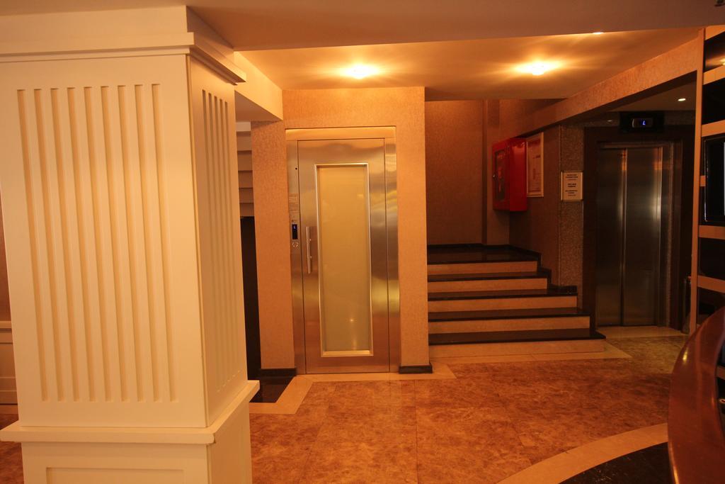 Grand Washington Hotel Istanbul Bagian luar foto